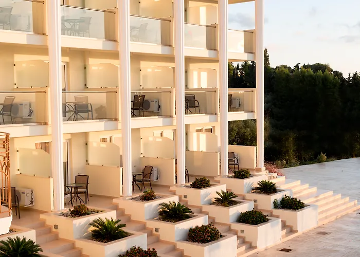 Avalon Palace Hotel By Ghh (Adults Only)